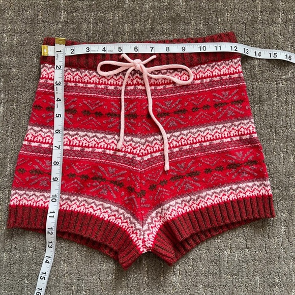NWT Free People Holly Fairisle Shorts Red Knit Micro Mini Shorts Small - Picture 5 of 6